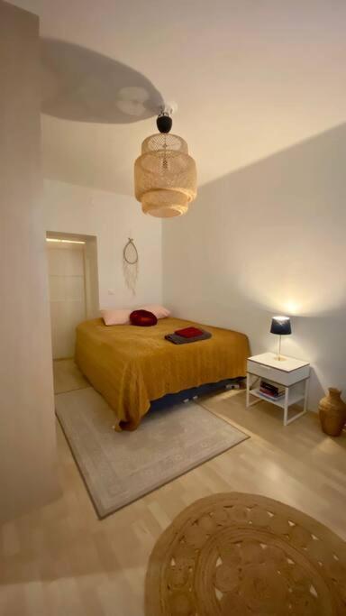 Lovely Apartment In The Centre, Street Level And Inner Yard Helsinki Exterior foto